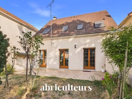 maison familiale avec terrasse et jardin - versailles porchefontaine - 107m²  3 chambres