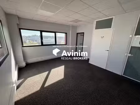 location bureaux grenade 31330 72m²