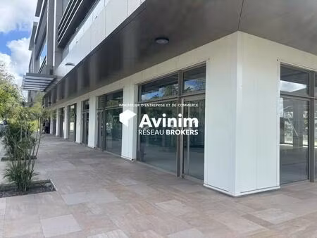 location bureaux 163 m²