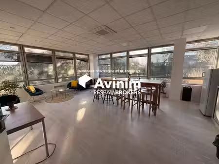 location bureaux cergy 95000 700m²
