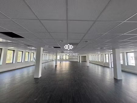 location bureaux 388 m²