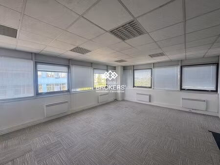 location bureaux 200 m²