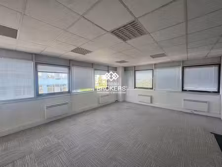 location bureaux gennevilliers 92230 200m²