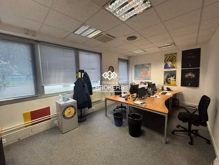 location bureaux 220 m²