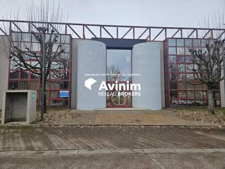 location bureaux 250 m²