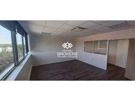 location bureaux 38 m² à 138 m²