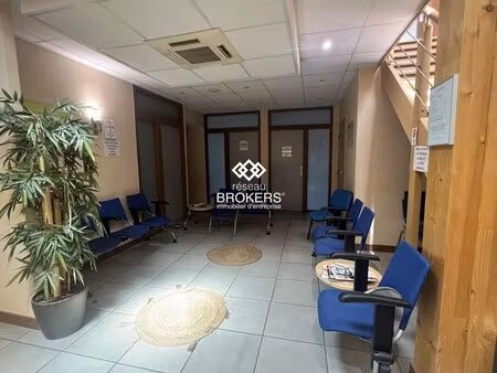 location bureaux 551 m²