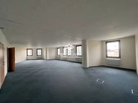 location bureaux 105 m²
