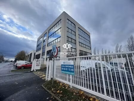 location bureaux 19 m² à 33 m²