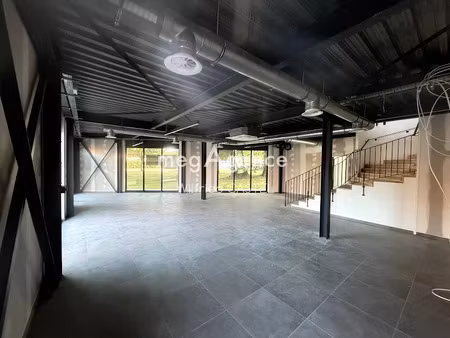 vente locaux professionnels 0 pièces 255 m² à challans (85300)  825 000 €