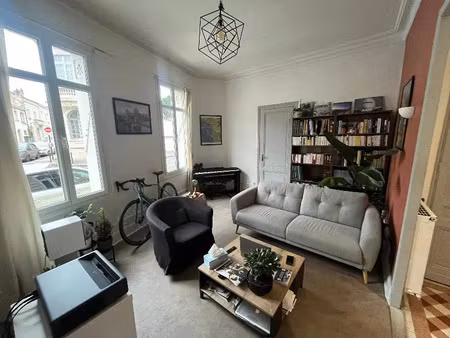 location maison 3 pièces 65 m² à bordeaux (33000)