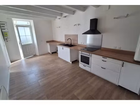 location maison 5 pièces 125 m² à val-de-livenne (33860)