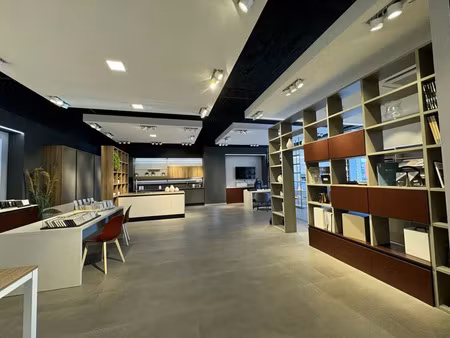 vente commerce 550 m² chambray-lès-tours (37170)
