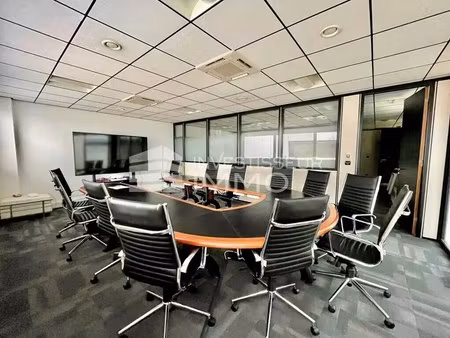 location bureaux 25 m² à 217 m²