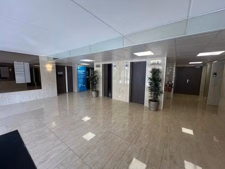 vente bureaux 422 m² à 617 m²