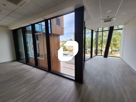 vente bureaux 31 m² à 645 m²