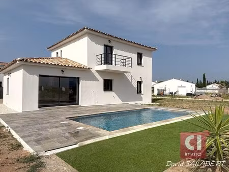villa contemporaine neuve avec vue dégagée avec piscine. exposition plein sud. vidauban