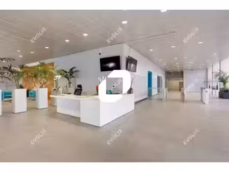 vente bureaux pantin 93500 442m²