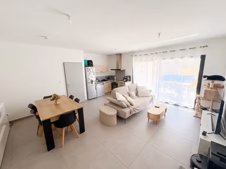 location appartement 3 pièces 63 m² à roussillon (38150)