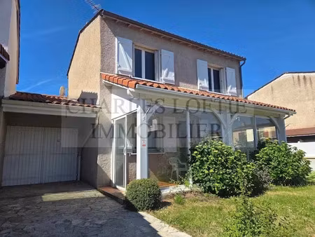 vente maison 4 pièces 91 m² à pradines (46090)  164 300 €