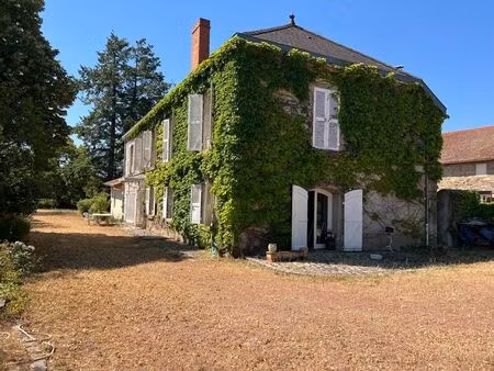 vente maison 8 pièces 225 m² villerest (42300)