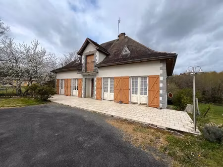 vente maison 6 pièces 123 m² à busserolles (24360)  171 359 €