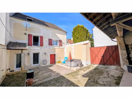 vente maison 5 pièces 122 m² à crouttes-sur-marne (02310)  174 500 €