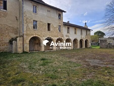 vente local d’activités saint amour 39160 1550m²