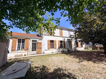 vente maison 5 pièces 217 m² à cabariot (17430)  249 000 €