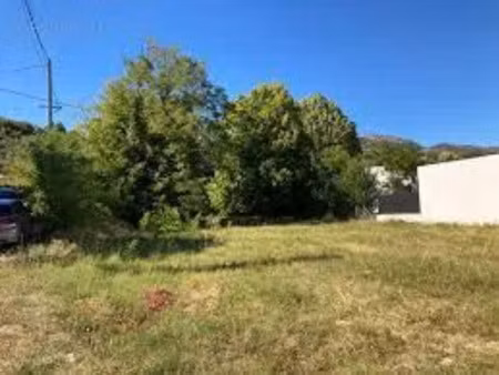 terrain à bâtir de 300 m² à boutigny-sur-essonne (91)