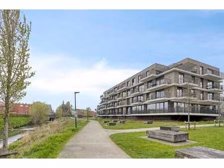 superbe appartement de service au rdc
