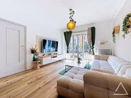 appartement 1 ch avec terrasse au coeur de wemmel