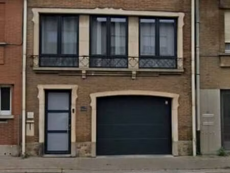 maison familiale de standing à louer à asse