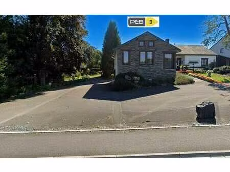 sympathique maison avec grand jardin de plus de 850m²