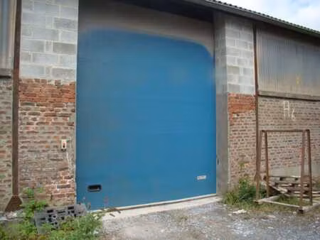 entrepot 368m²
