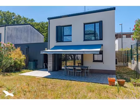 vente maison 4 pièces 87 m² à ambares-et-lagrave (33440)  295 310 €