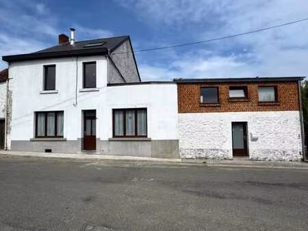 charmante maison villageoise située à pry