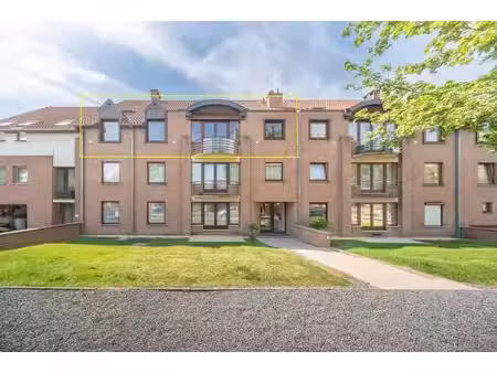 duplex de 121m²  3 ch  2 sdb  balcon  cave et ascenseur.