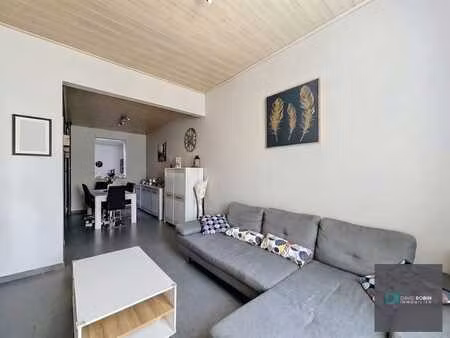 maison unifamiliale 3 chambres avec cour
