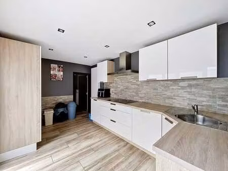 maison 3 chambres entièrement rénovée
