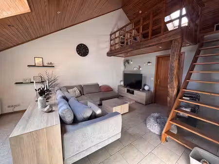 bel appartement 2 chambres situé au cœur de jehanster.