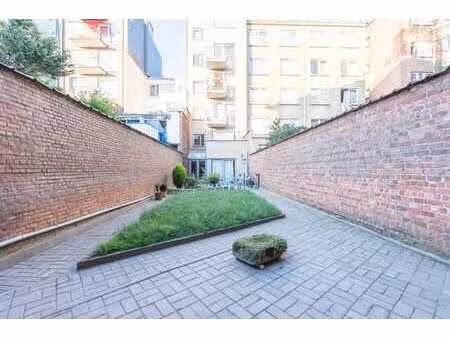 sous-plex - 1 chambre - balcon - terrasse - cave