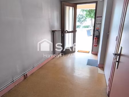 vente commerce 2 pièces 37 m² clermont-ferrand (63000)