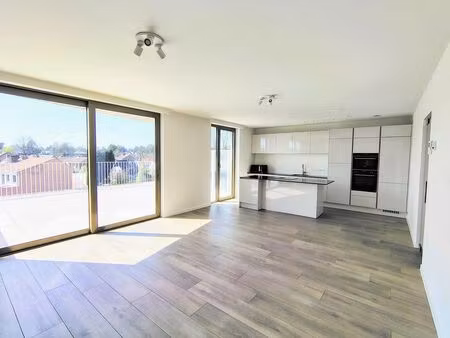 appartement à louer à wezembeek-oppem € 1.600 (lqm4g) | zimmo