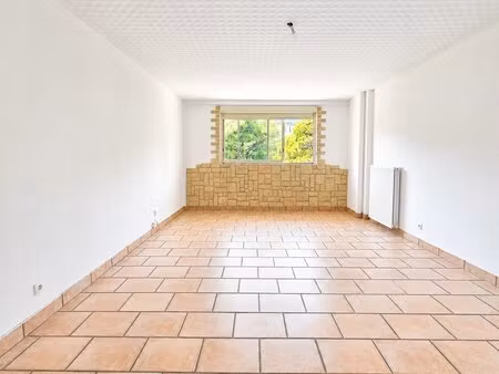 vend appartement 3p 70m2 carros