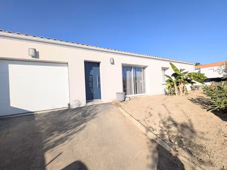 maison récente t6 de 123m² à landevieille