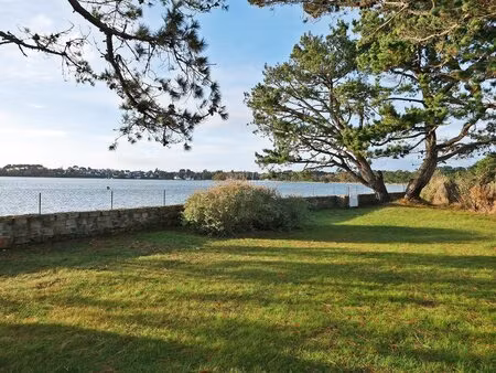 maison de charme avec vue et accès direct au golfe du morbihan