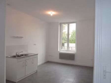 location appartement 1 pièce 38 m² à villeurbanne (69100)