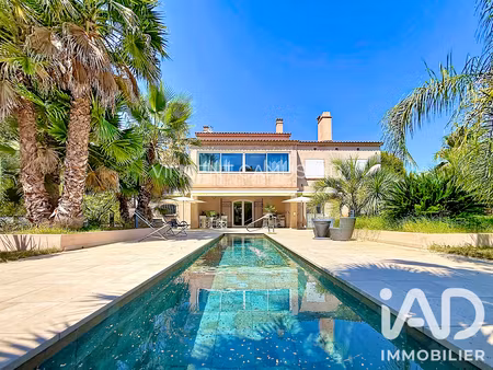 vente maison 6 pièces 243 m² à sanary-sur-mer (83110)  1 350 000 €