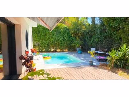 maison avec piscine et jardin saint-etienne-de-montluc (44)